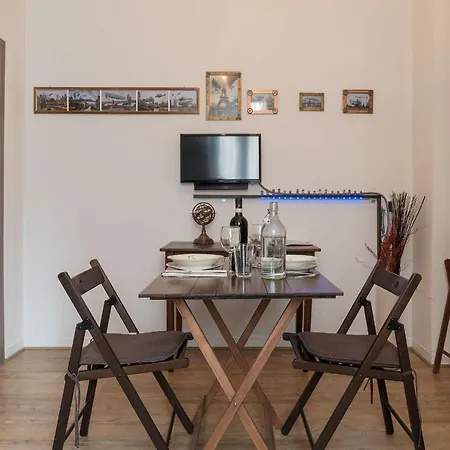 Apartman San Paolo Steampunk Flat