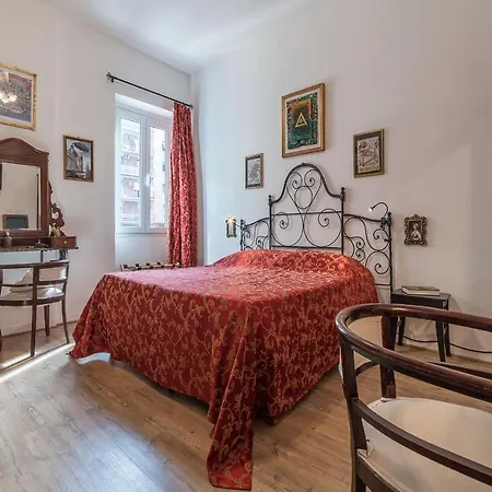 San Paolo Steampunk Flat * Rom